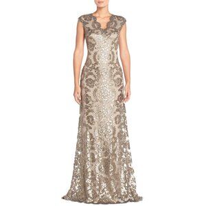 NWT TADASHI SHOJI Sequin Paillette Embroidered Lace V-Neck Gown in Sand 14Q
